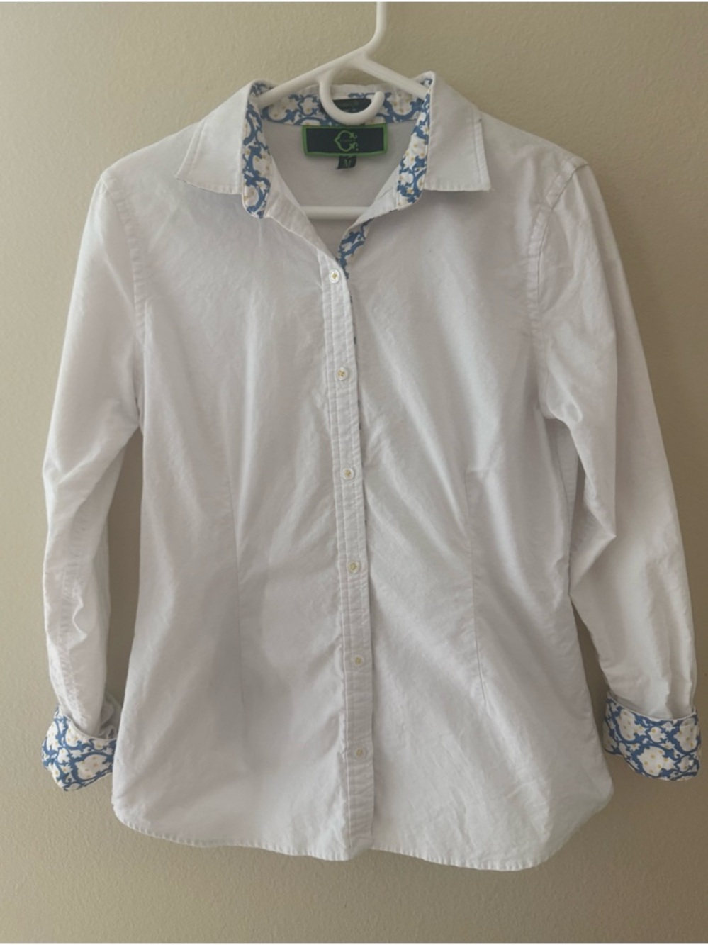 WHITE STRETCH SIGNATURE FIT SHIRT, DESIGN TRIMS, 97%COTTON, SZ.M. C Wonder